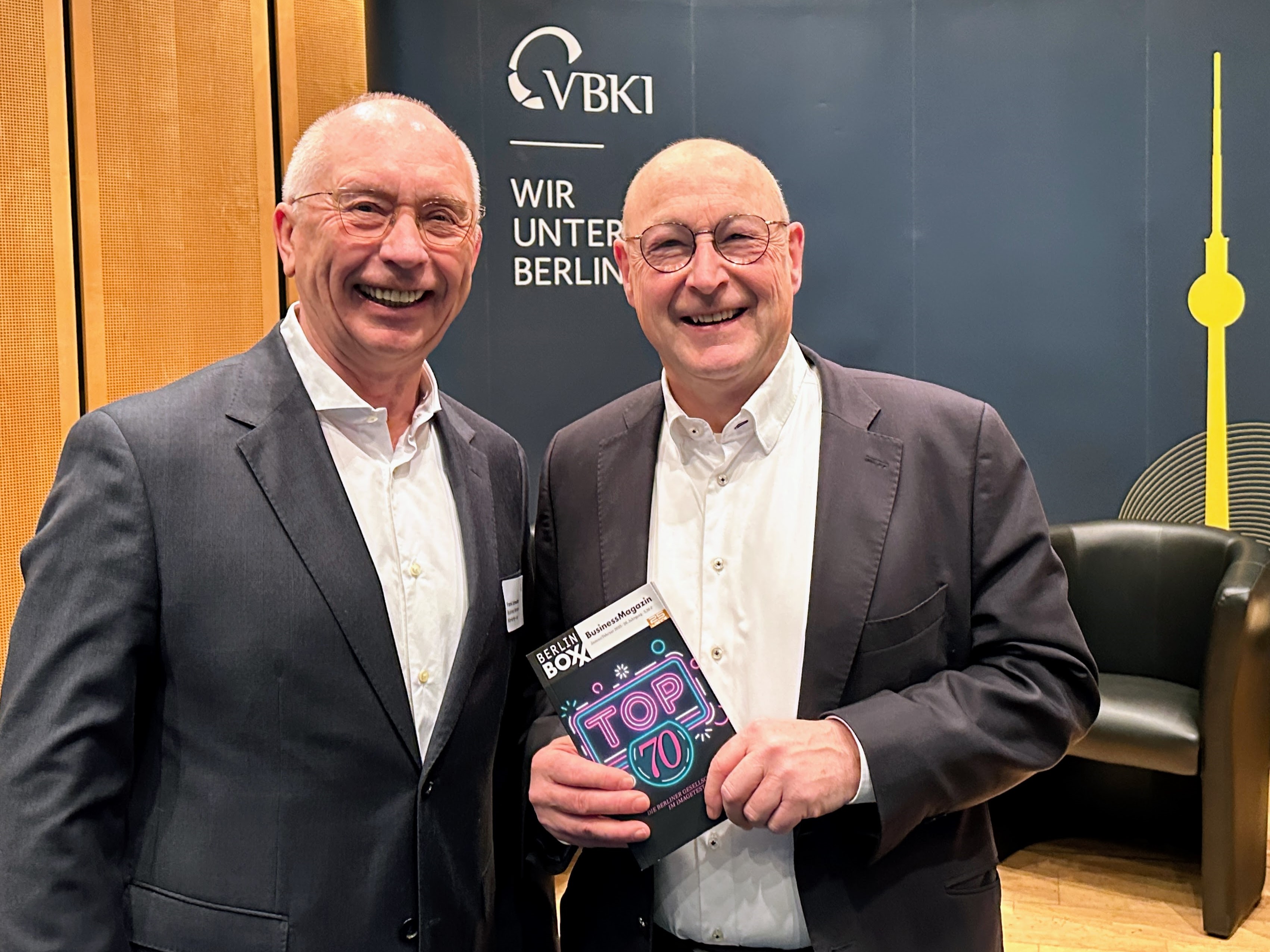 Frank Schmeichel, Verleger der BERLINboxx, im Januar im Gespräch mit Rolf Buch (Vonovia) über die Wohnraumpolitik in Berlin | Foto: BERLINboxx